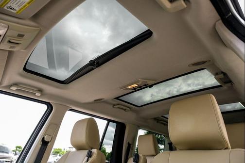 Fuji White 2016 Land Rover LR4 Base