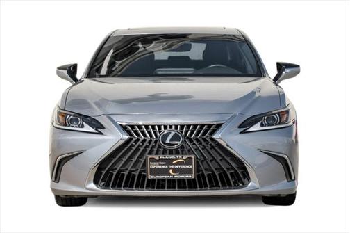 2022 Lexus ES 250 Base