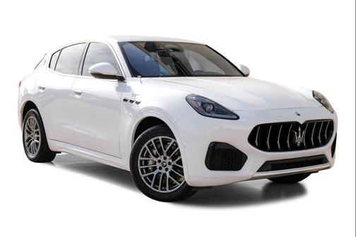 Bianco 2023 Maserati Grecale GT