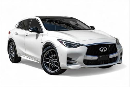 2018 INFINITI QX30 Sport