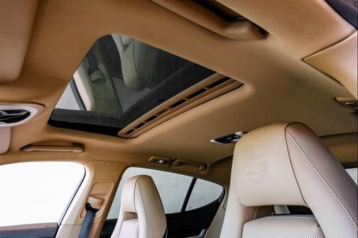 Agate Gray Metallic 2016 Porsche Panamera Edition