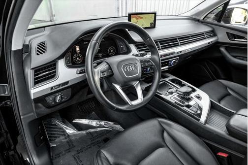 2019 Audi Q7 45 Premium Plus