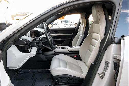 2022 Porsche Taycan Base