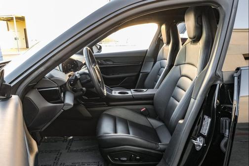 2021 Porsche Taycan Base