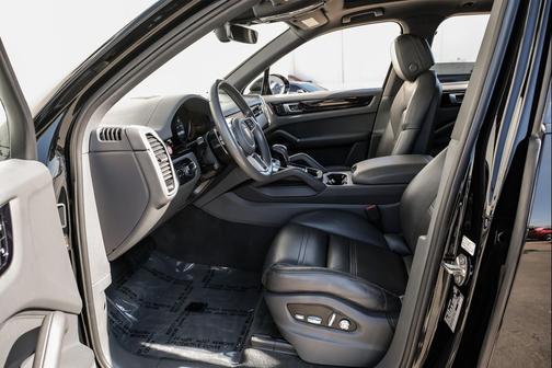 2019 Porsche Cayenne Cayenne