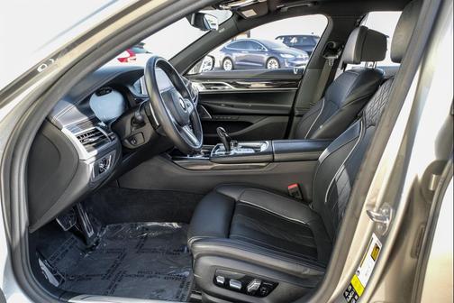 2020 BMW 750 i xDrive