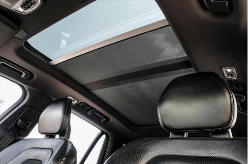 2016 Volvo XC90 Hybrid T8 R-Design