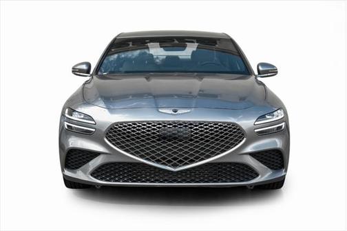 2022 Genesis G70 2.0T RWD