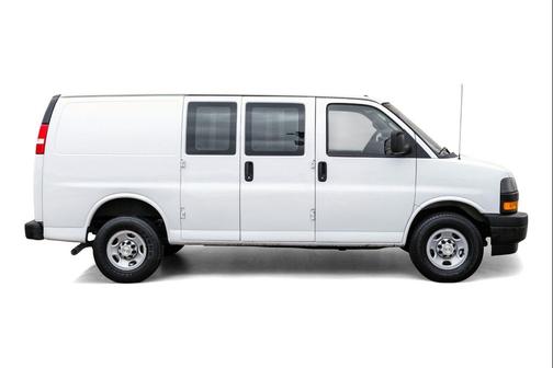 2021 Chevrolet Express 2500 RWD 2500 Regular Wheelbase WT