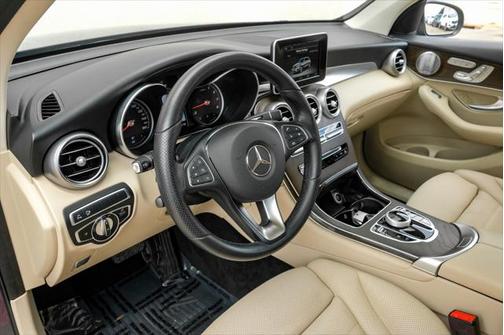 2019 Mercedes-Benz GLC 300 Base