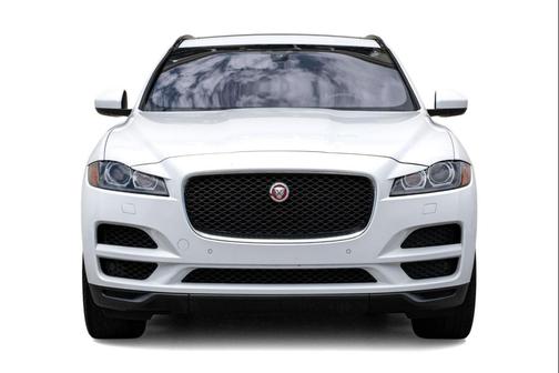 2018 Jaguar F-PACE 25t Premium
