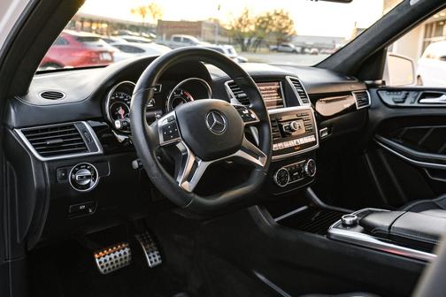 2015 Mercedes-Benz GL-Class GL 63 AMG