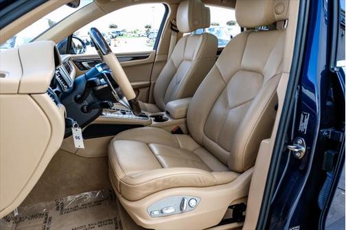 2015 Porsche Macan S