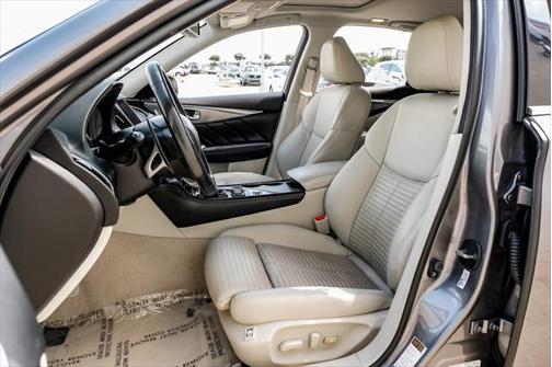 2015 INFINITI Q50 Sport