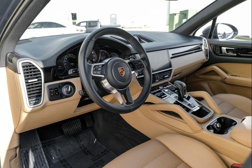 2019 Porsche Cayenne Cayenne