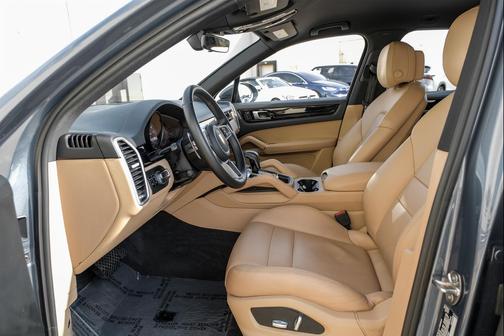 2019 Porsche Cayenne Cayenne