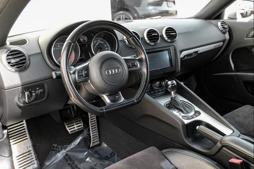 2010 Audi TTS 2.0T Premium