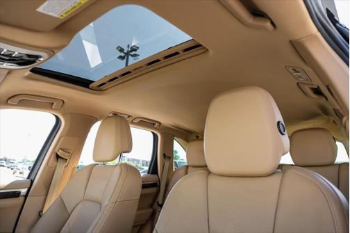 2011 Porsche Cayenne Base