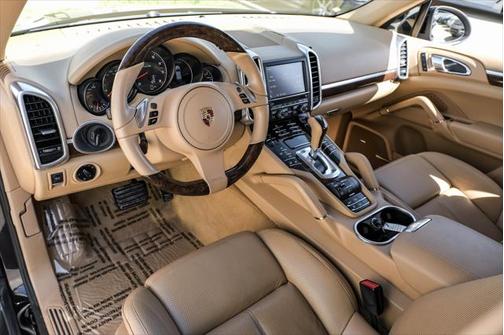 2011 Porsche Cayenne Base