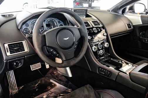 2010 Aston Martin DBS Base