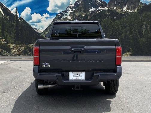 2025 Toyota Tacoma TRD Off Road