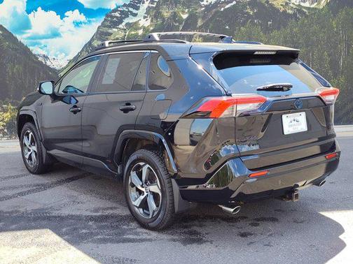 2021 Toyota RAV4 Prime SE