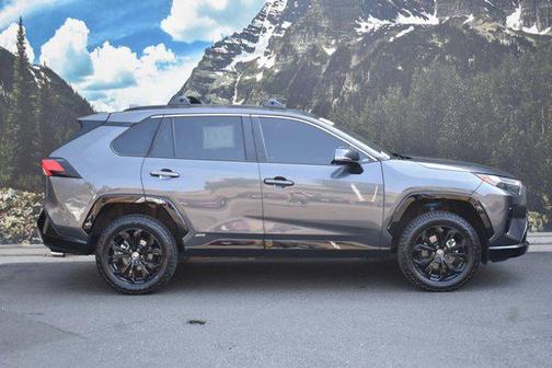 2023 Toyota RAV4 Hybrid SE