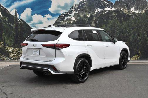 2023 Toyota Highlander XSE