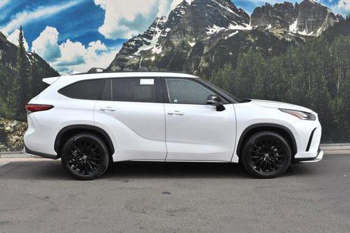 2023 Toyota Highlander XSE