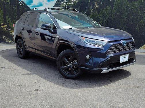 2020 Toyota RAV4 Hybrid SE