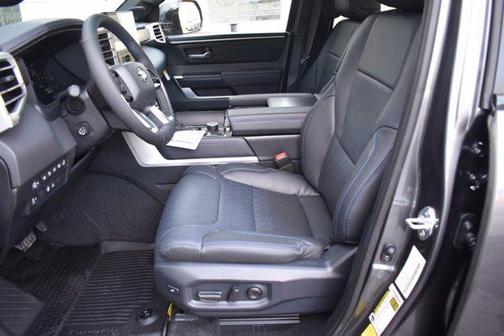 2025 Toyota Tundra Hybrid Platinum
