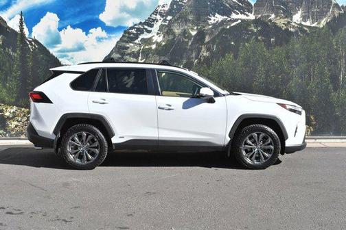 2023 Toyota RAV4 Hybrid XLE Premium