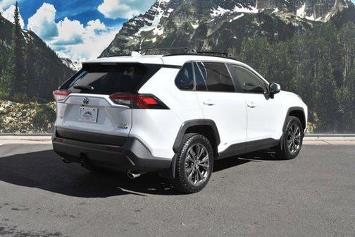 2023 Toyota RAV4 Hybrid XLE Premium