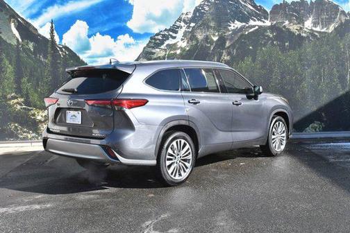 2021 Toyota Highlander Platinum