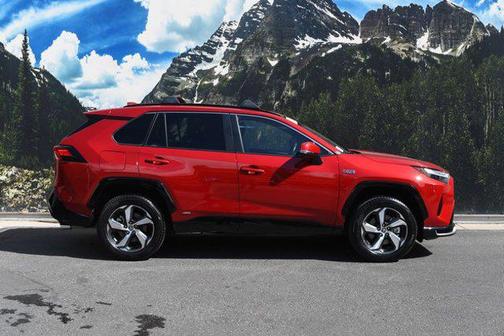 2023 Toyota RAV4 Prime SE