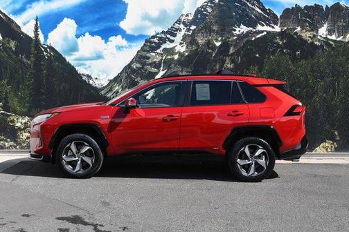 2023 Toyota RAV4 Prime SE