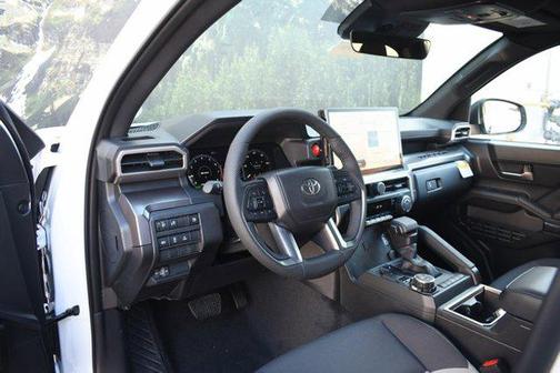 2026 Toyota Tacoma Hybrid TRD Off Road