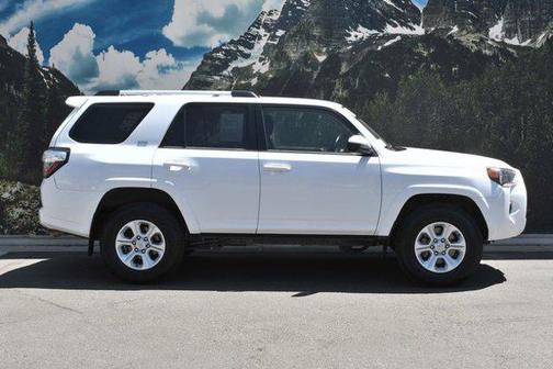 Ice Cap 2024 Toyota 4Runner SR5