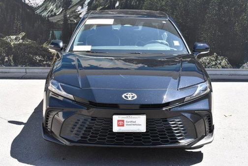 Black 2025 Toyota Camry SE