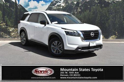 Glacier White 2024 Nissan Pathfinder S 4WD