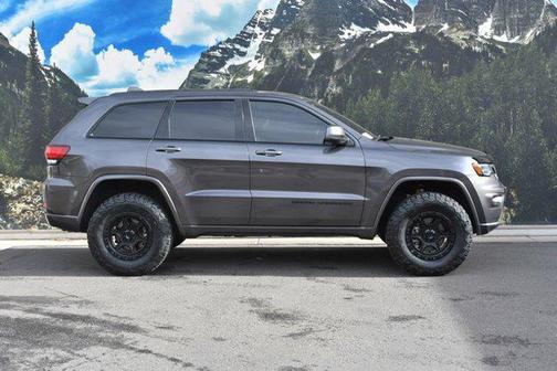 2020 Jeep Grand Cherokee Altitude