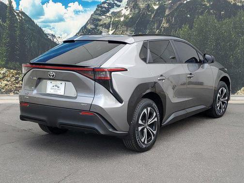 2024 Toyota bZ4X XLE