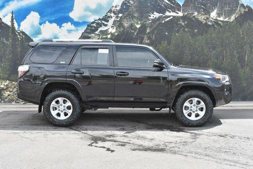 Midnight Black Metallic 2021 Toyota 4Runner SR5 Premium