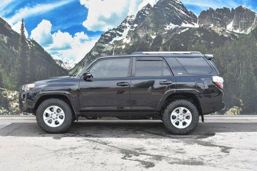 Midnight Black Metallic 2021 Toyota 4Runner SR5 Premium