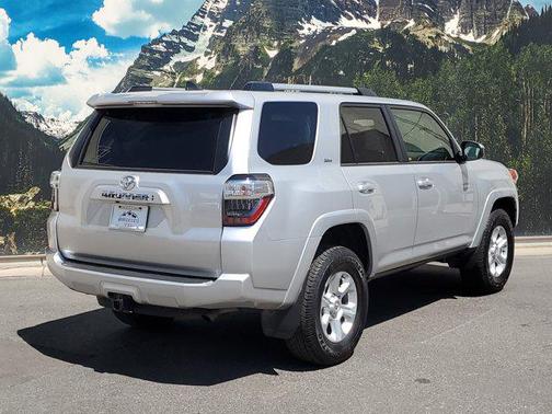 2024 Toyota 4Runner SR5