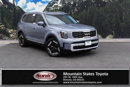 Everlasting Silver 2023 Kia Telluride S