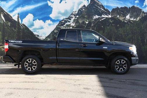 2017 Toyota Tundra SR5