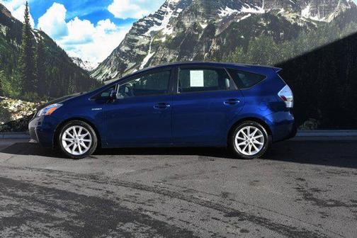 2012 Toyota Prius v Five