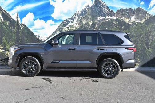 2024 Toyota Sequoia Platinum