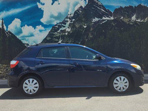 2009 Toyota Matrix Base